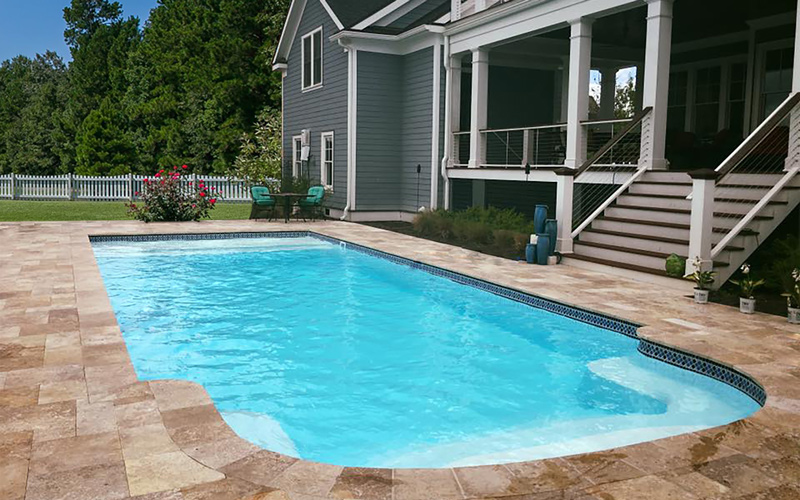 Alaglas Pools Grand Majestic fiberglass swimming pool in white