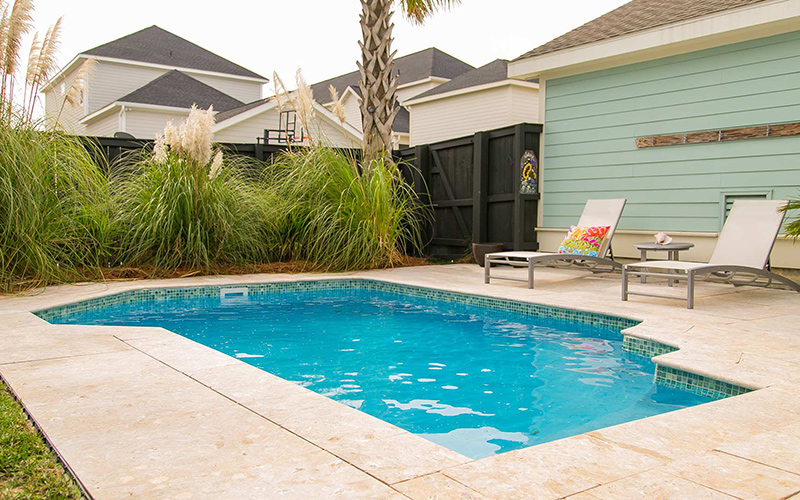 Fiberglass Pools - Medium Pools - Oasis